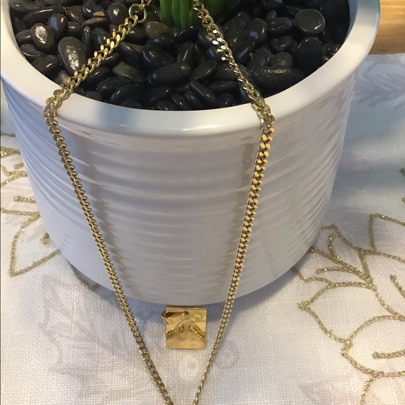 5 Different Initials Very Nice Letter Gold Color & High Quality Necklaces - Picture 9 of 9